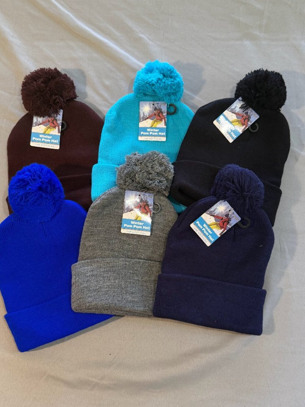 Diamond Visions Unisex Winter Hats With Pom Poms Set of 6 New with Tags One Size